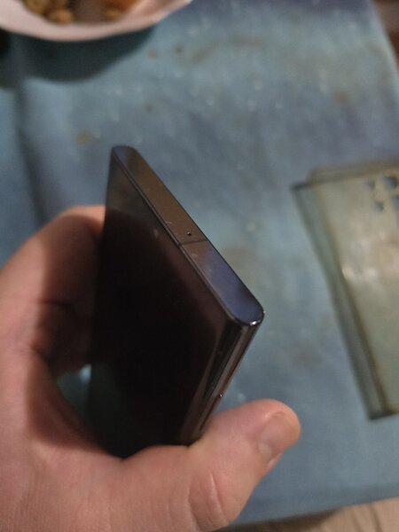 Vand Samsung Galaxy S22 Ultra 5G.